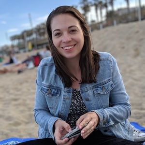 Meet your Posher, Danielle